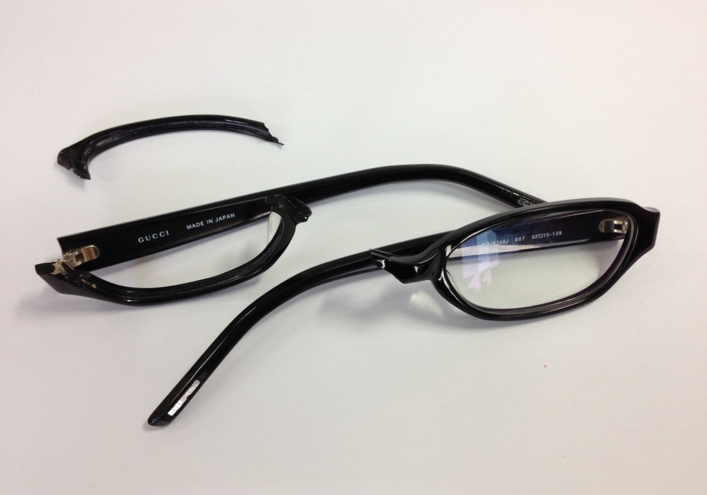 修理前のめがね